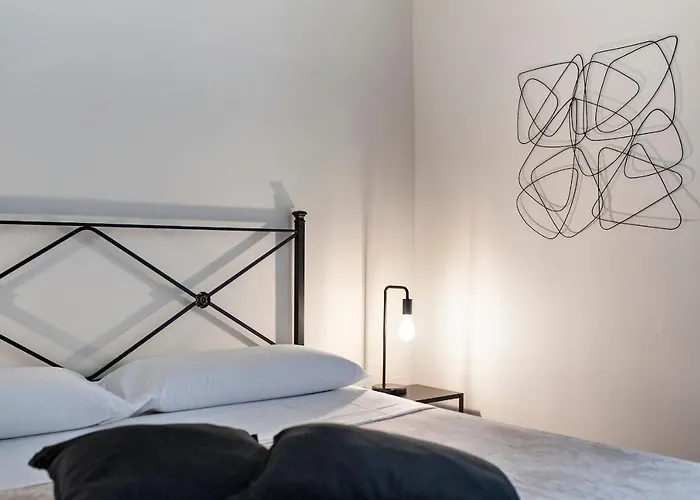 Vittorio Emanuele Old Town - Selection Apartment *